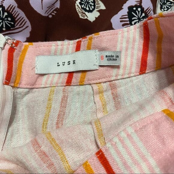 LUSH high waist linen shorts - Picture 3 of 8